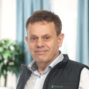 Albert Bakker